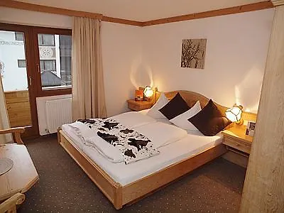 Apartments Pitztaler Nachtigall Arzl im Pitztal Zimmer foto